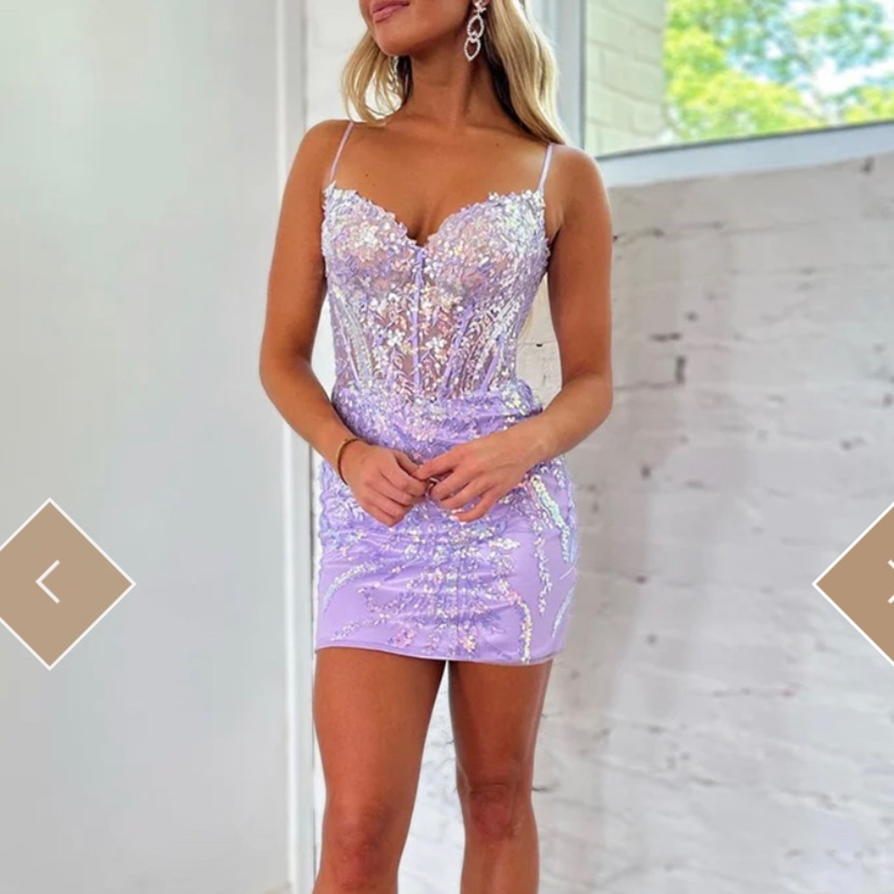 Purple sequin homecoming dress size 6. (runs small)